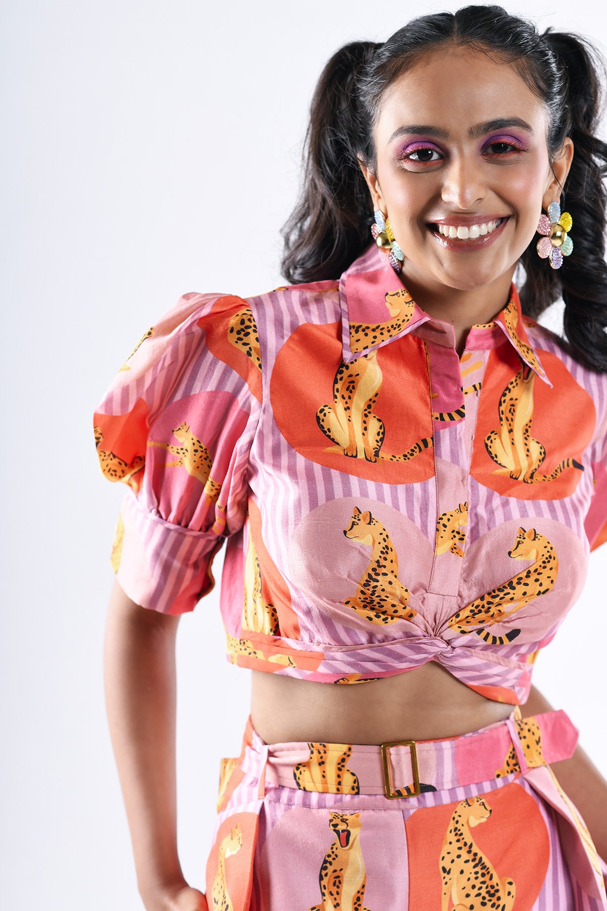Twisted Crop Shirt With High Waist Short
