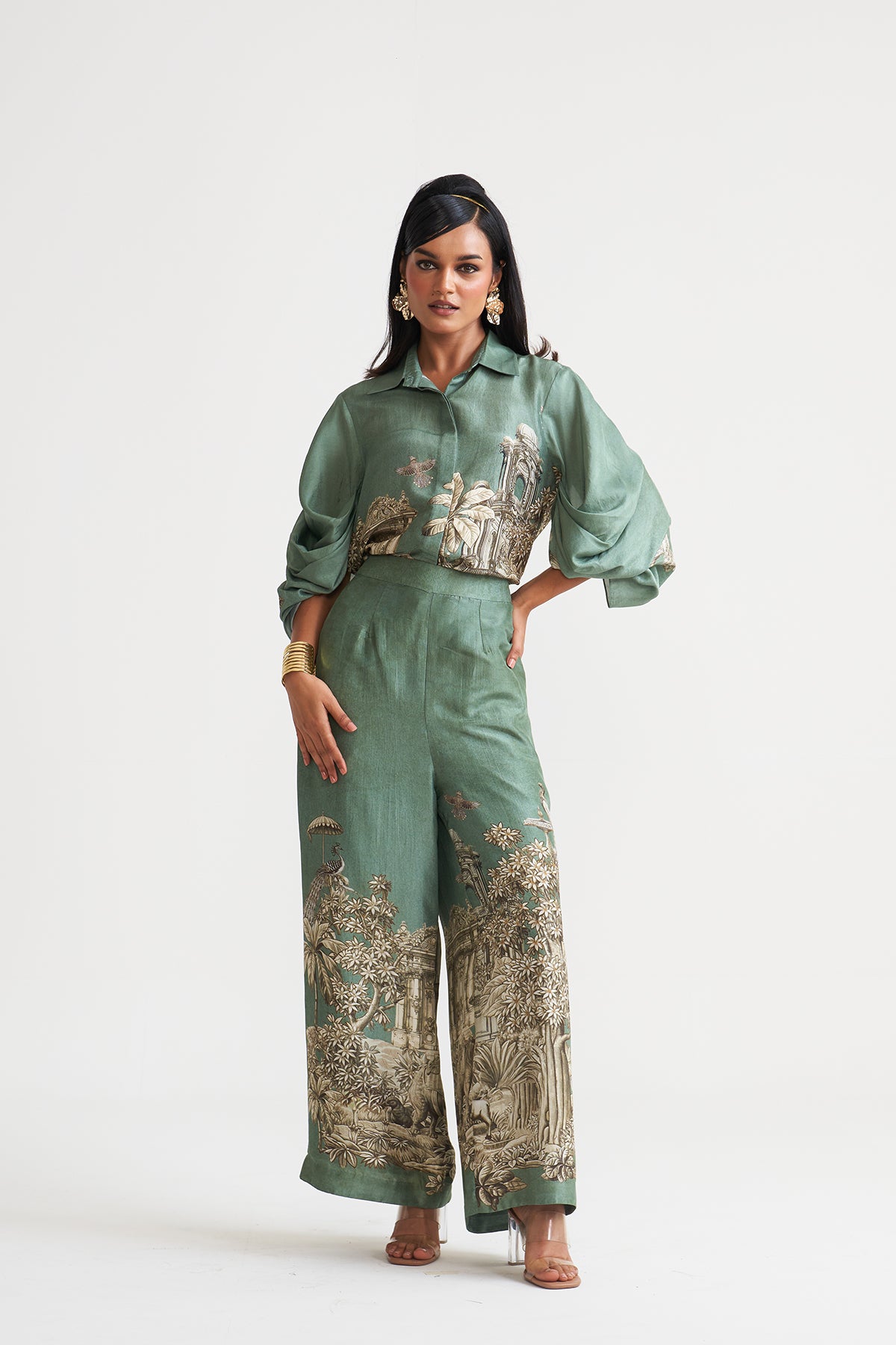 Shirt with sleeve detail