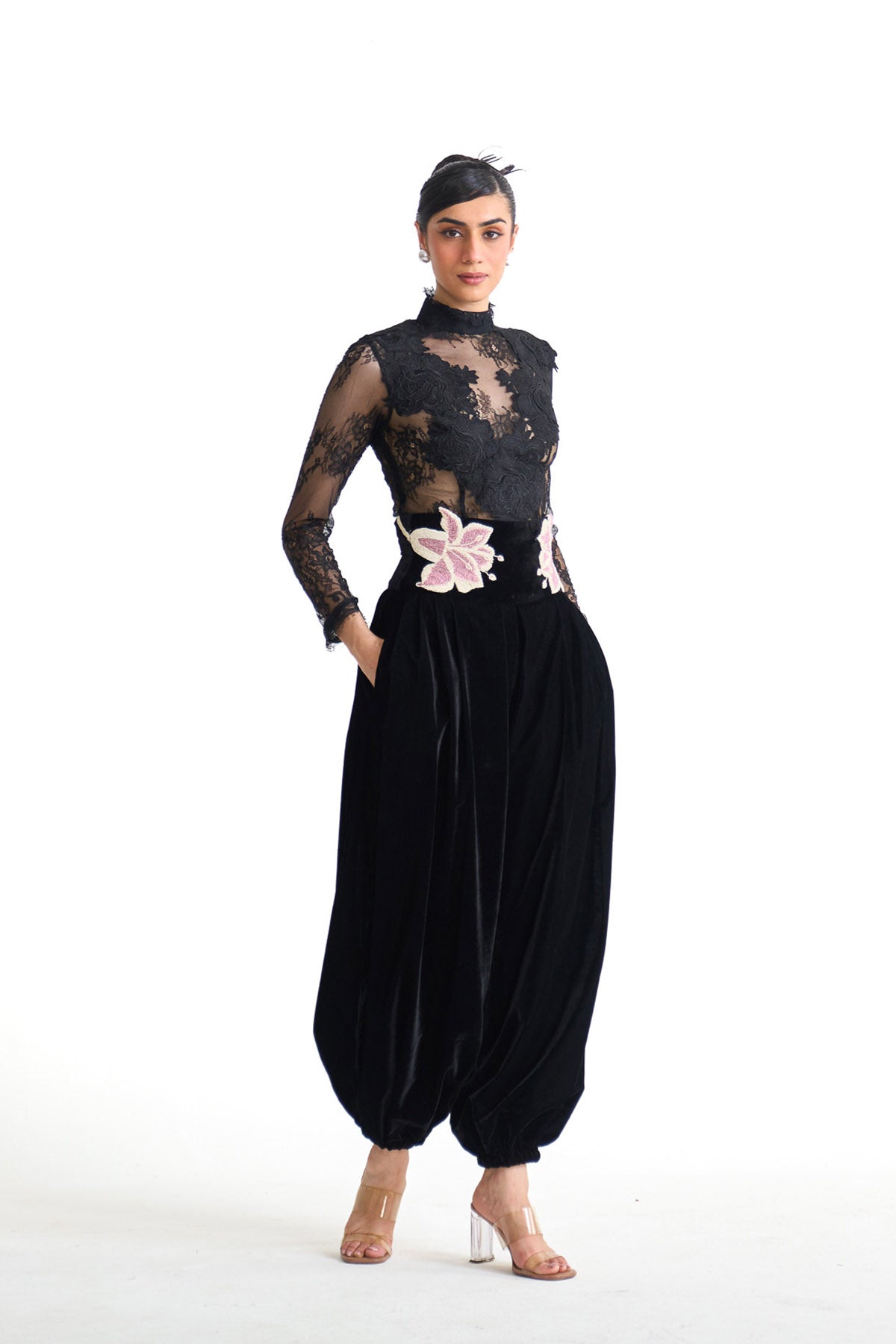 Pearl lily balloon pants