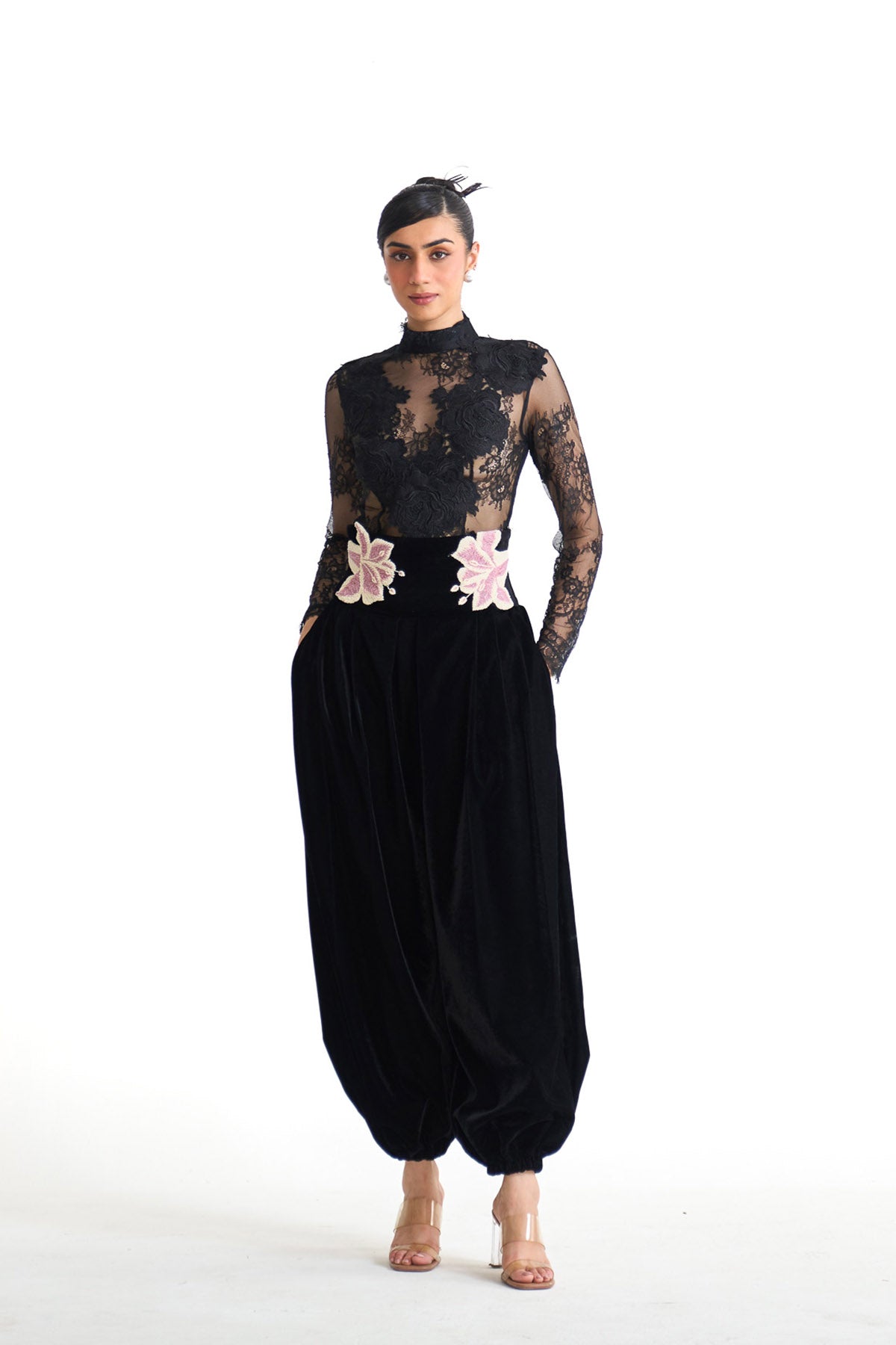 Pearl lily balloon pants