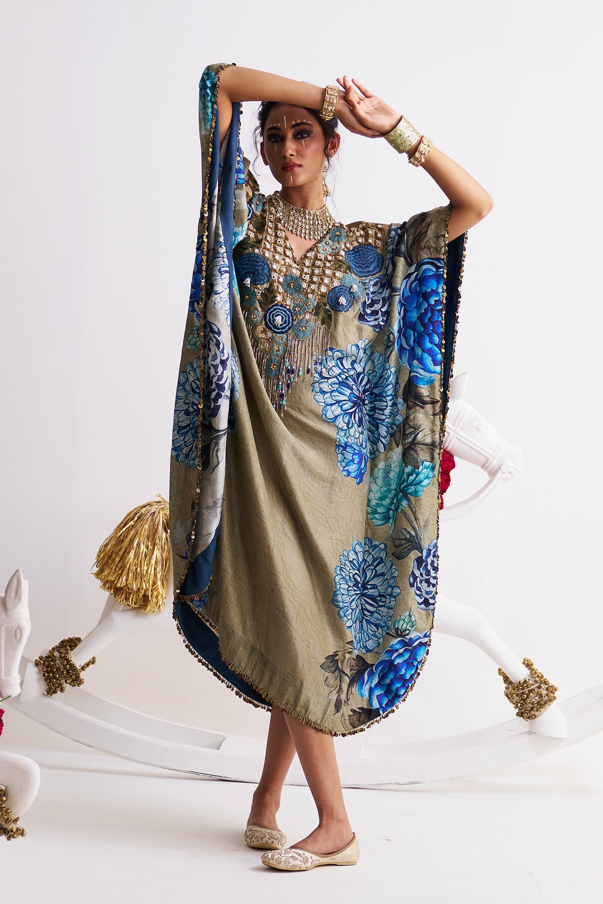 V- neck kaftan