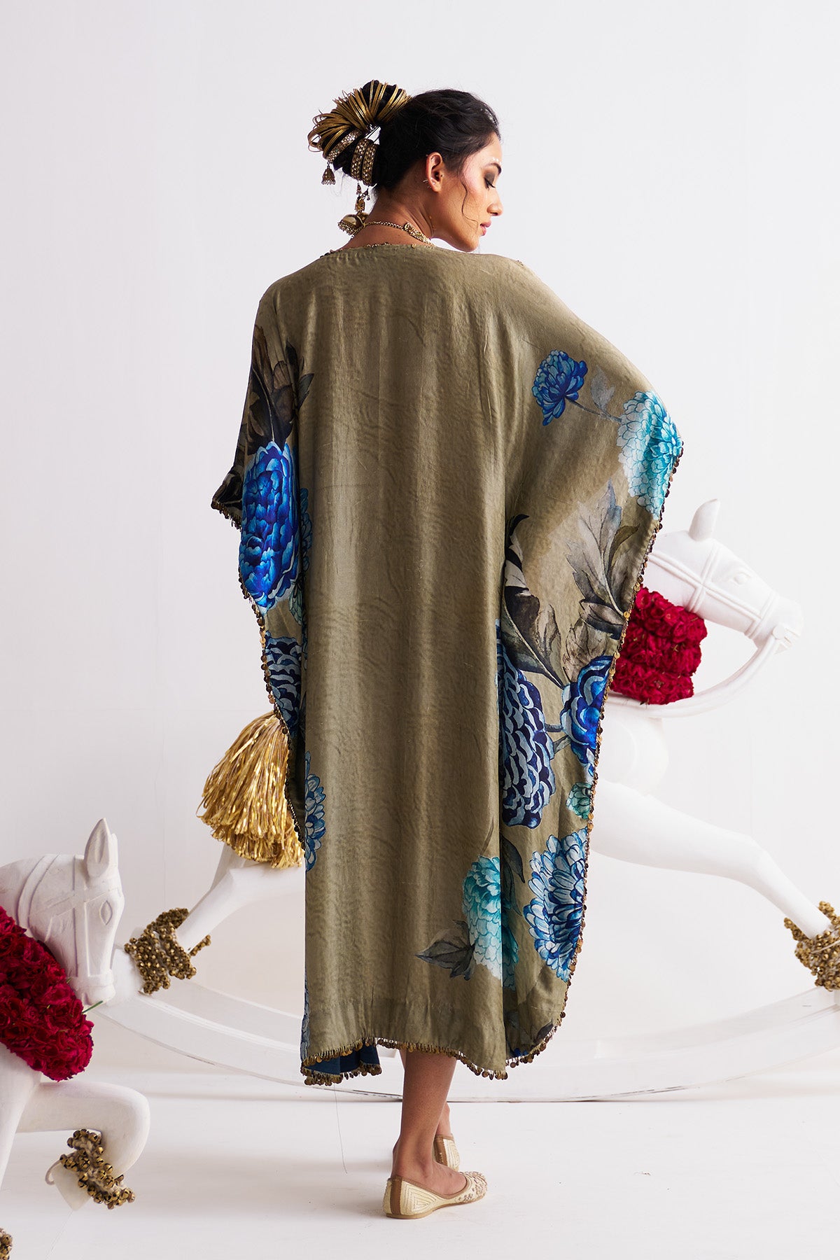 V- neck kaftan