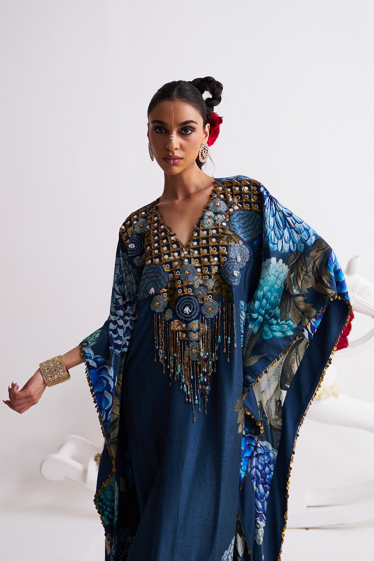 V- neck kaftan