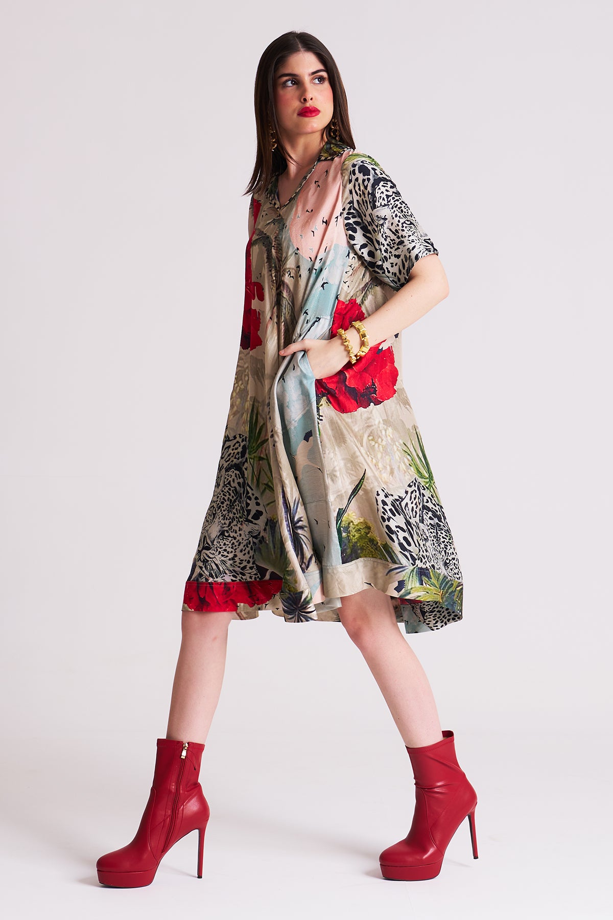 A line patch pocket dress