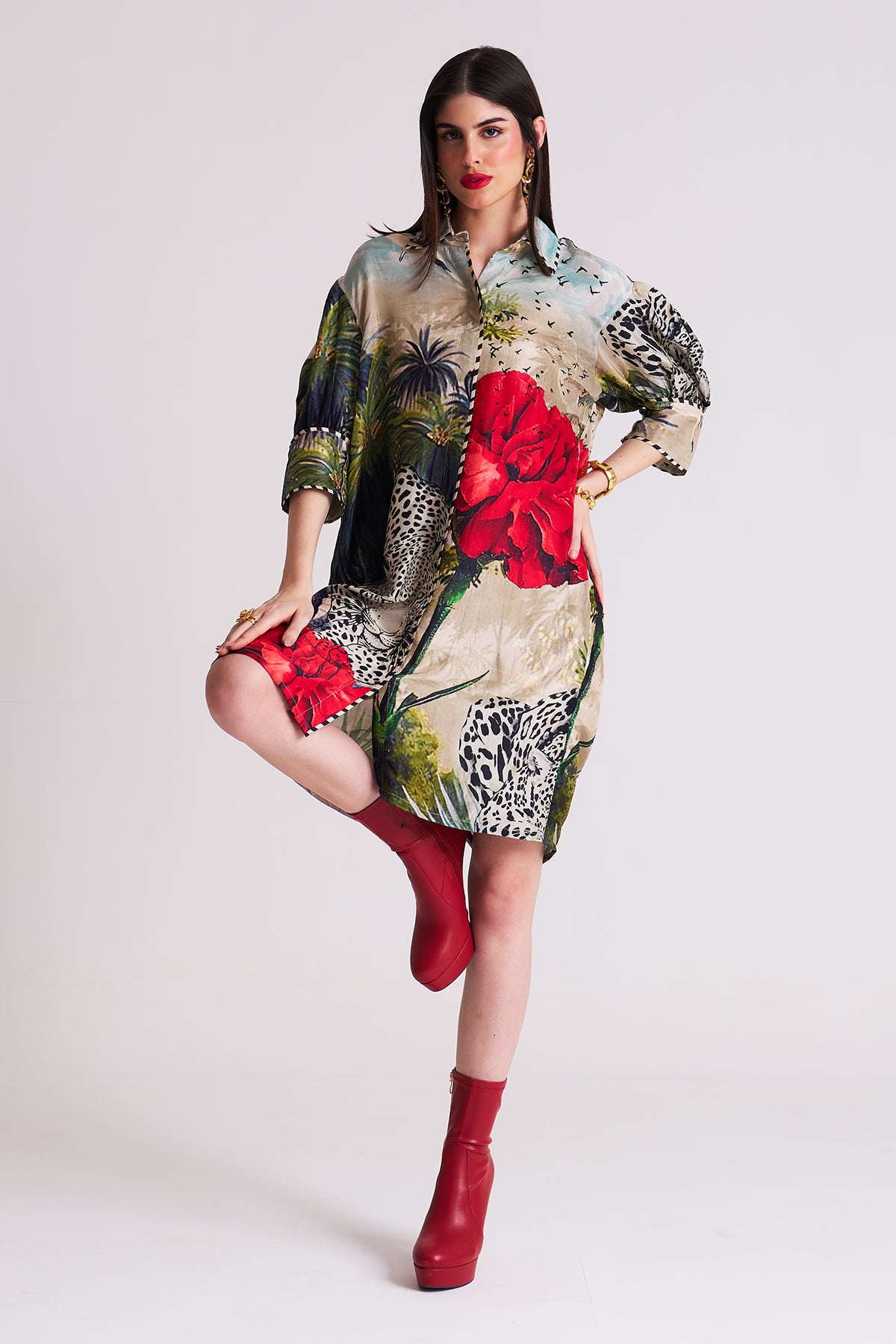 Box yoke pleated dress