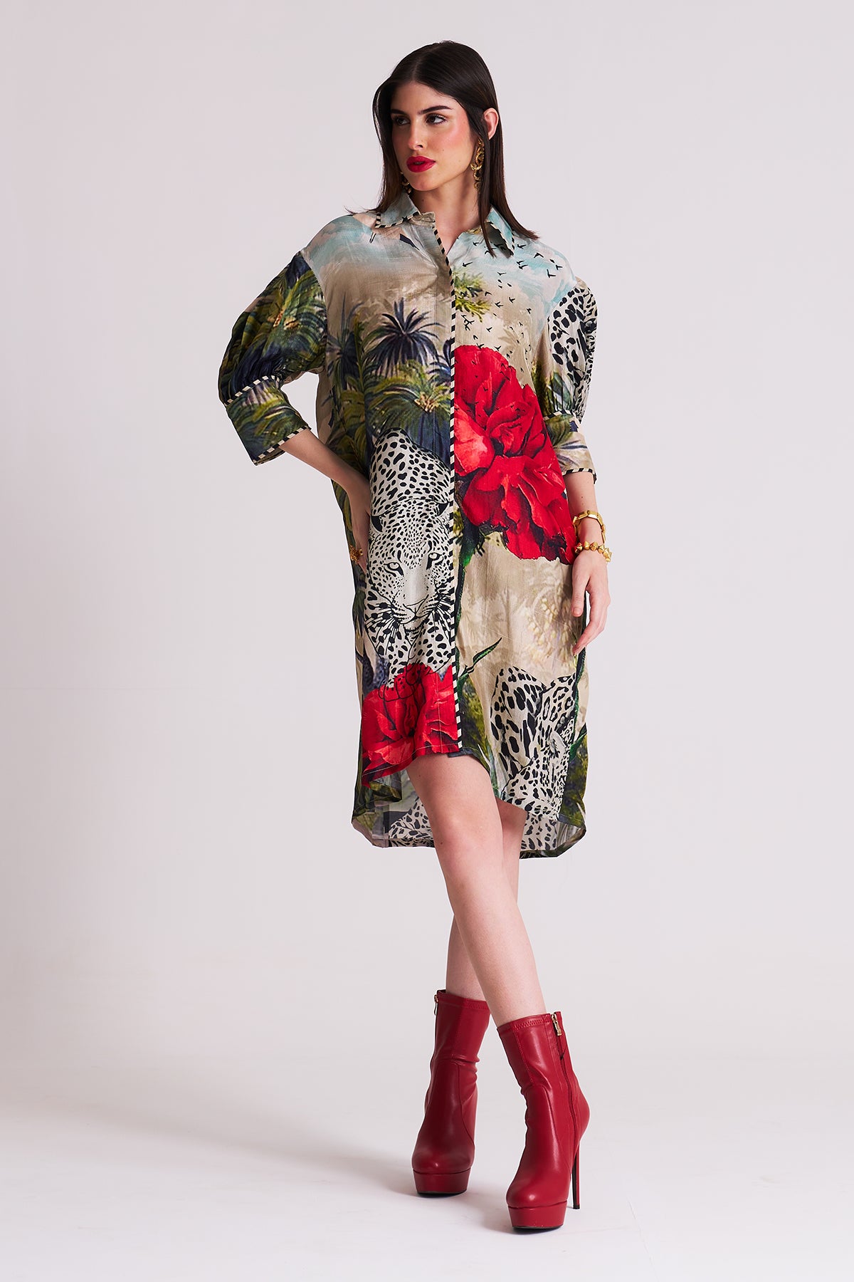 Box yoke pleated dress