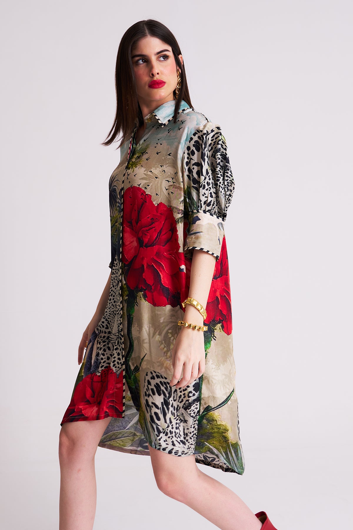 Box yoke pleated dress