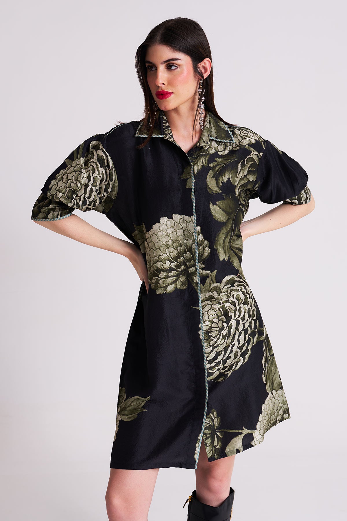 Box yoke pleated dress