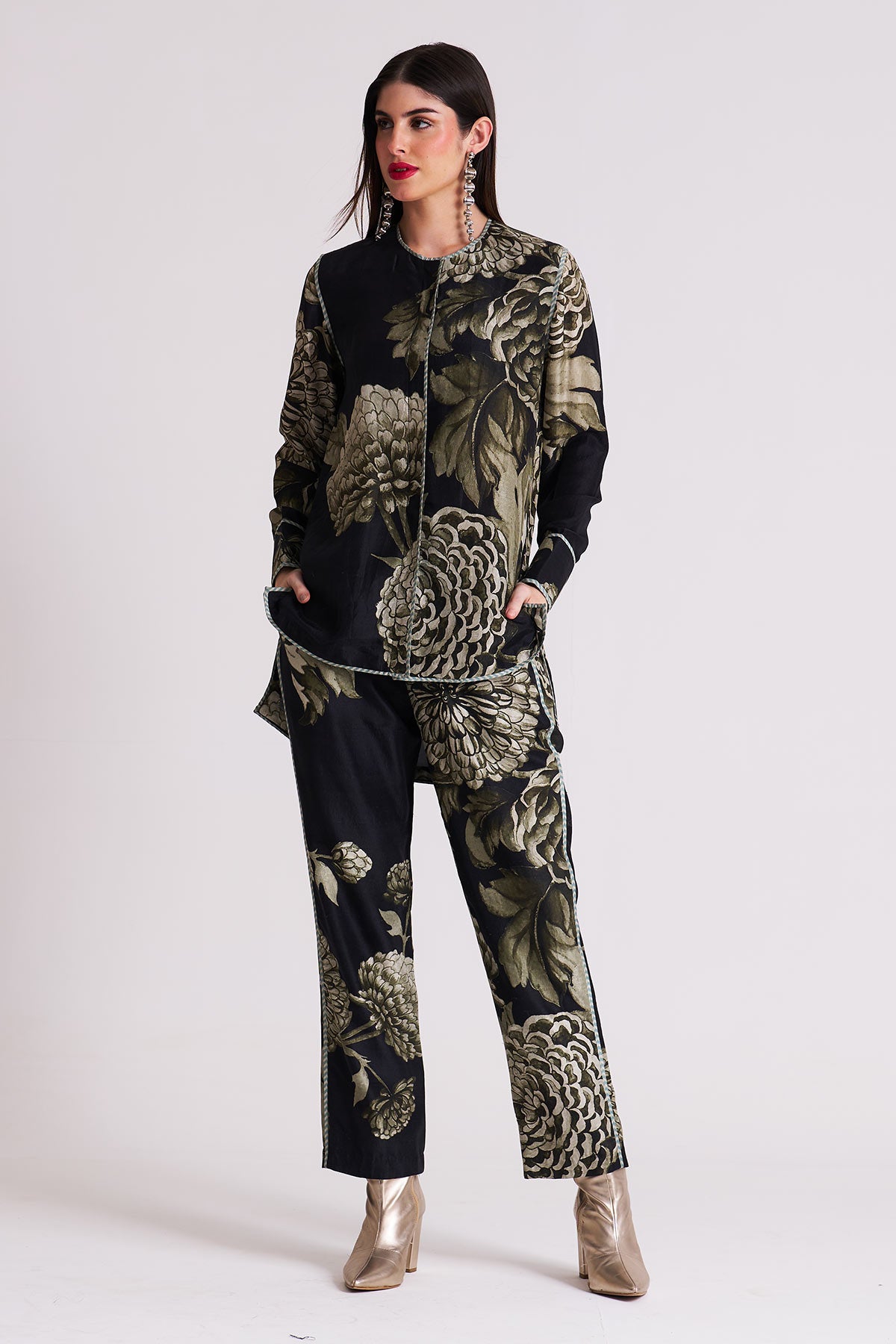 Narrow pants