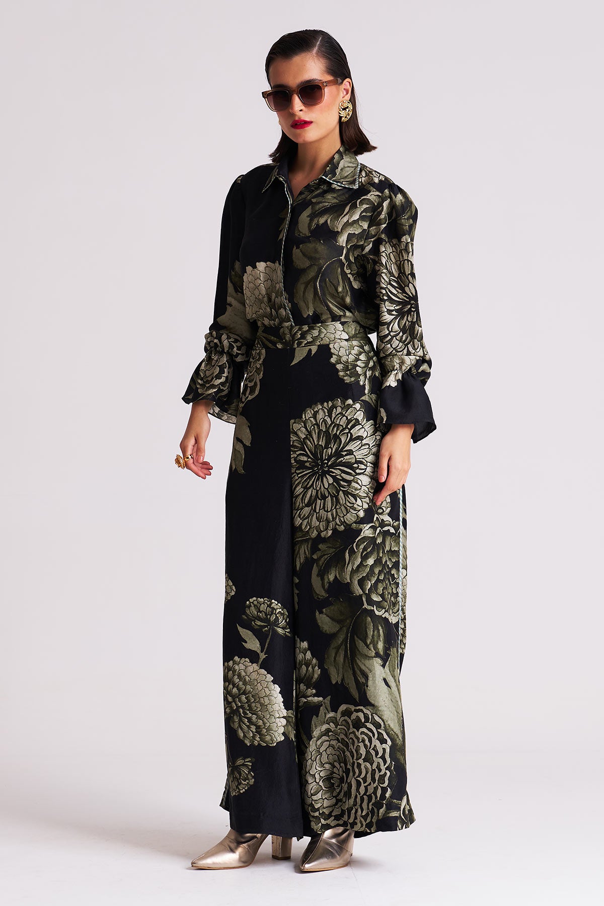 Puff sleeve shirt