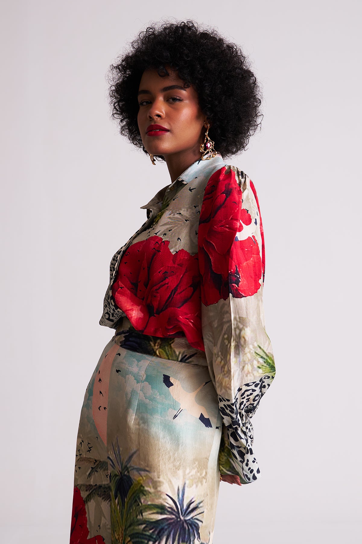 Puff sleeve shirt
