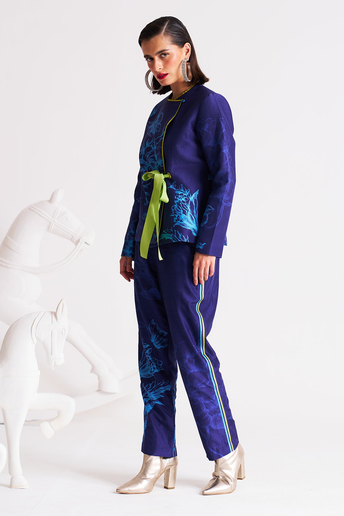 Eye let blazer
