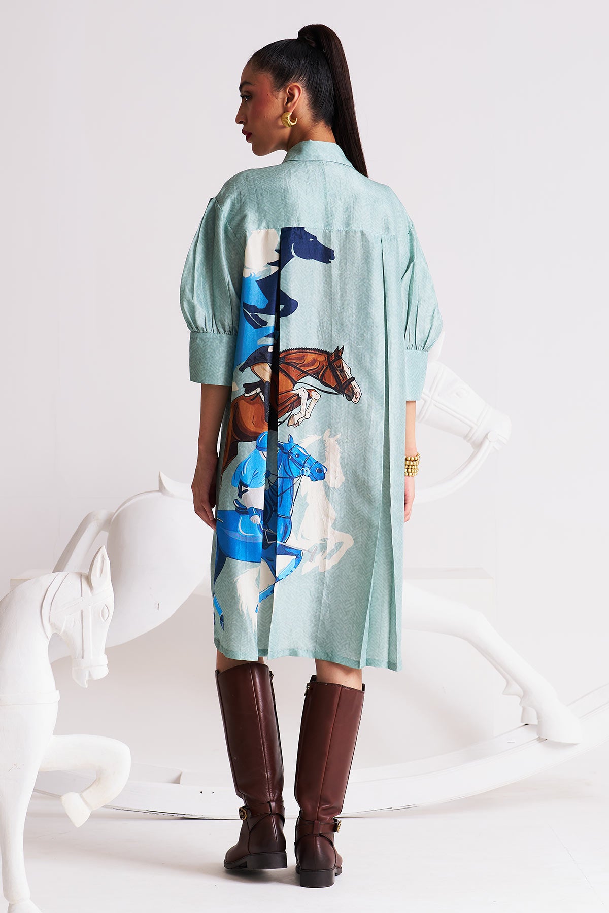 Box yoke pleated dress