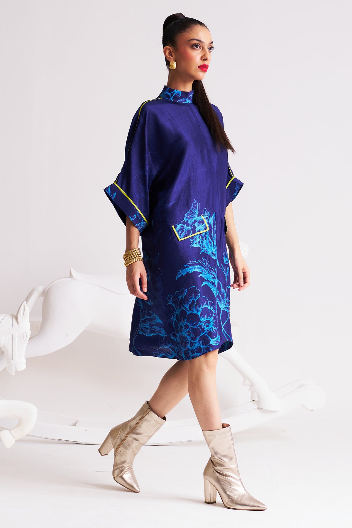 Dress with patch pocket