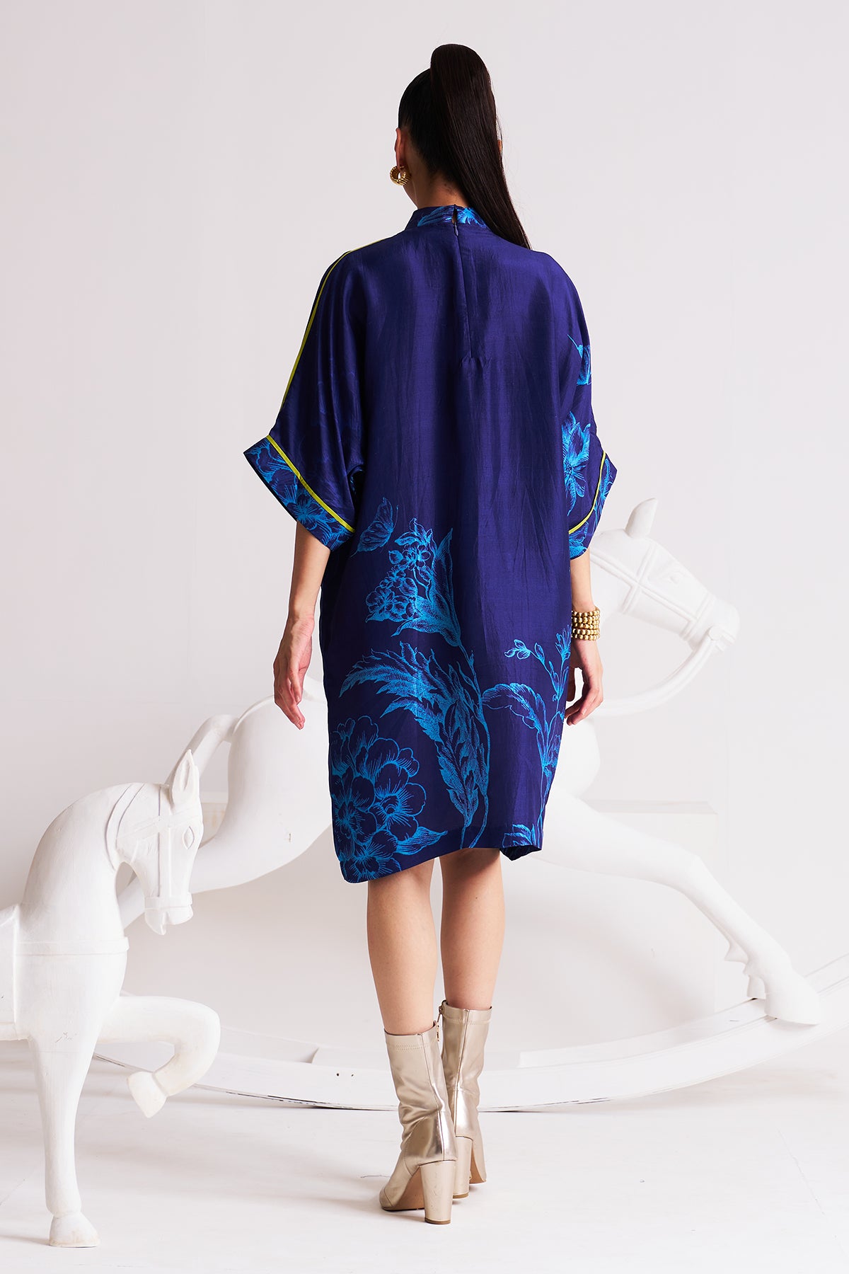 Dress with patch pocket