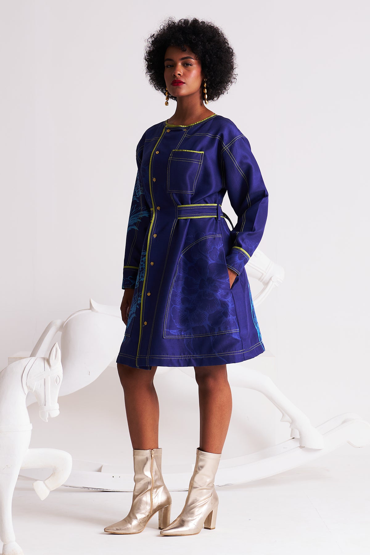 Thread detail dress