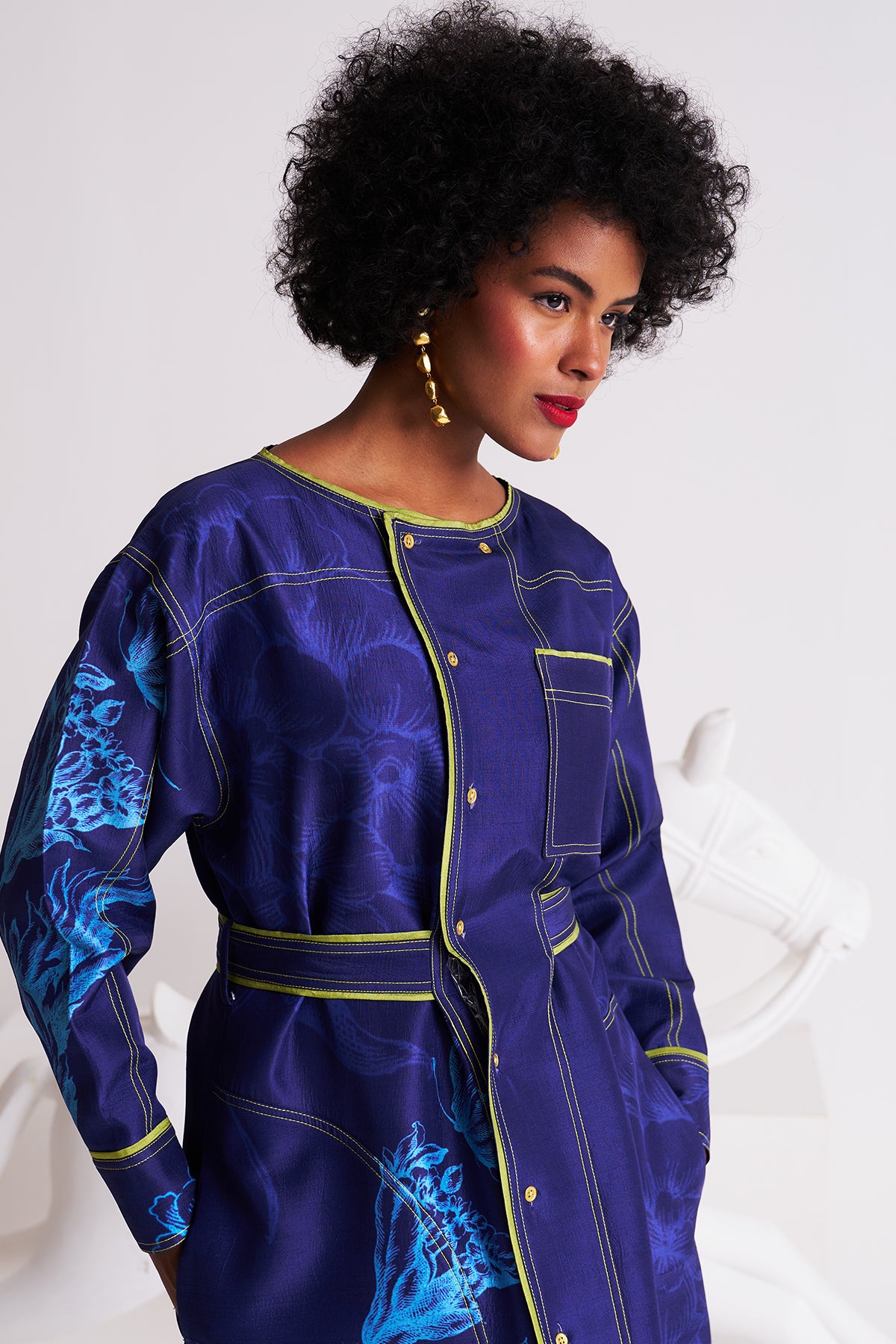 Thread detail dress