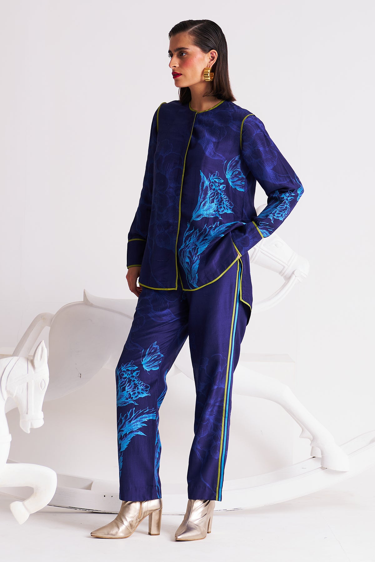Narrow pants