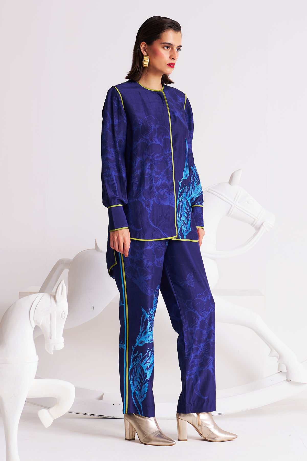 Narrow pants