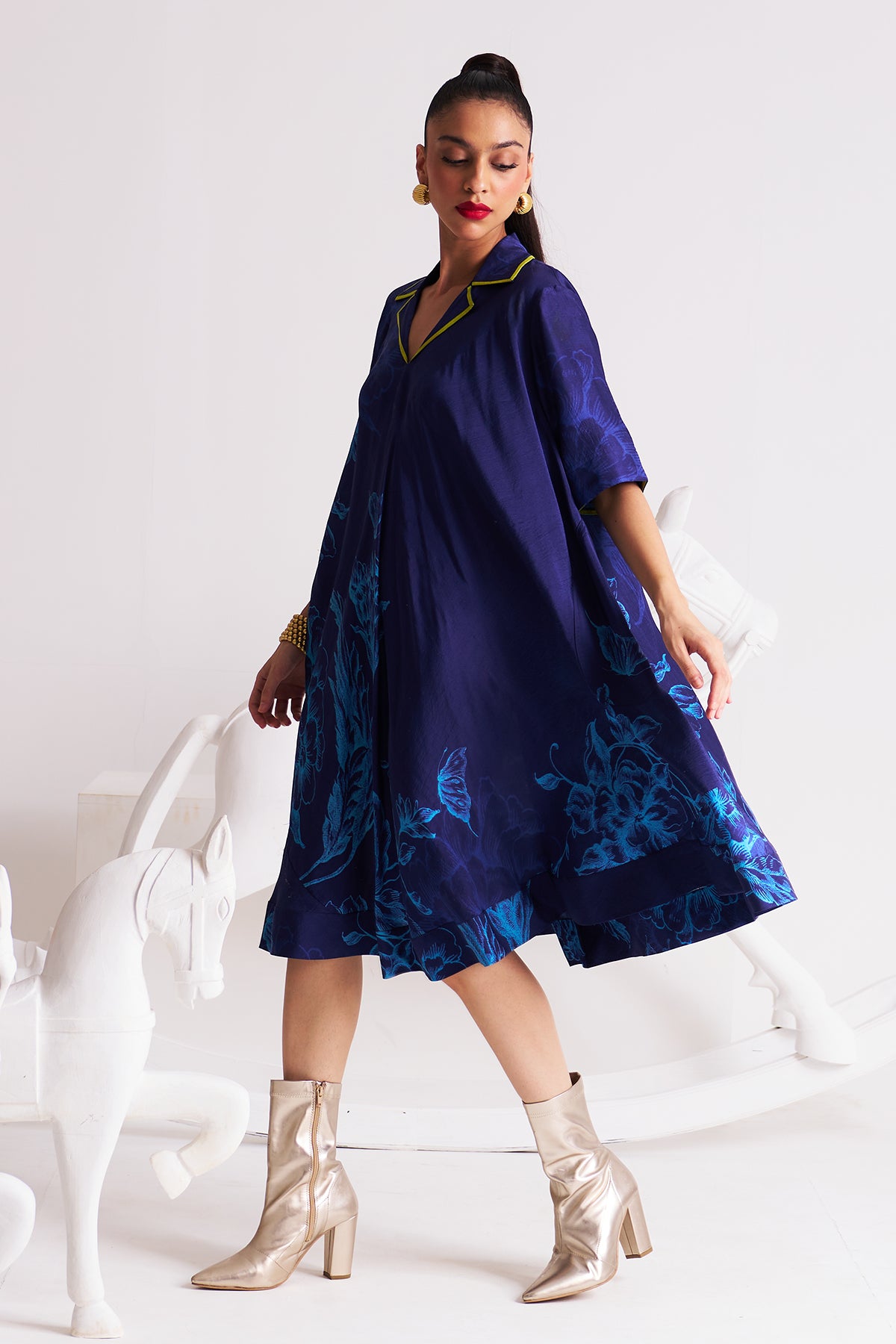 A line patch pocket dress
