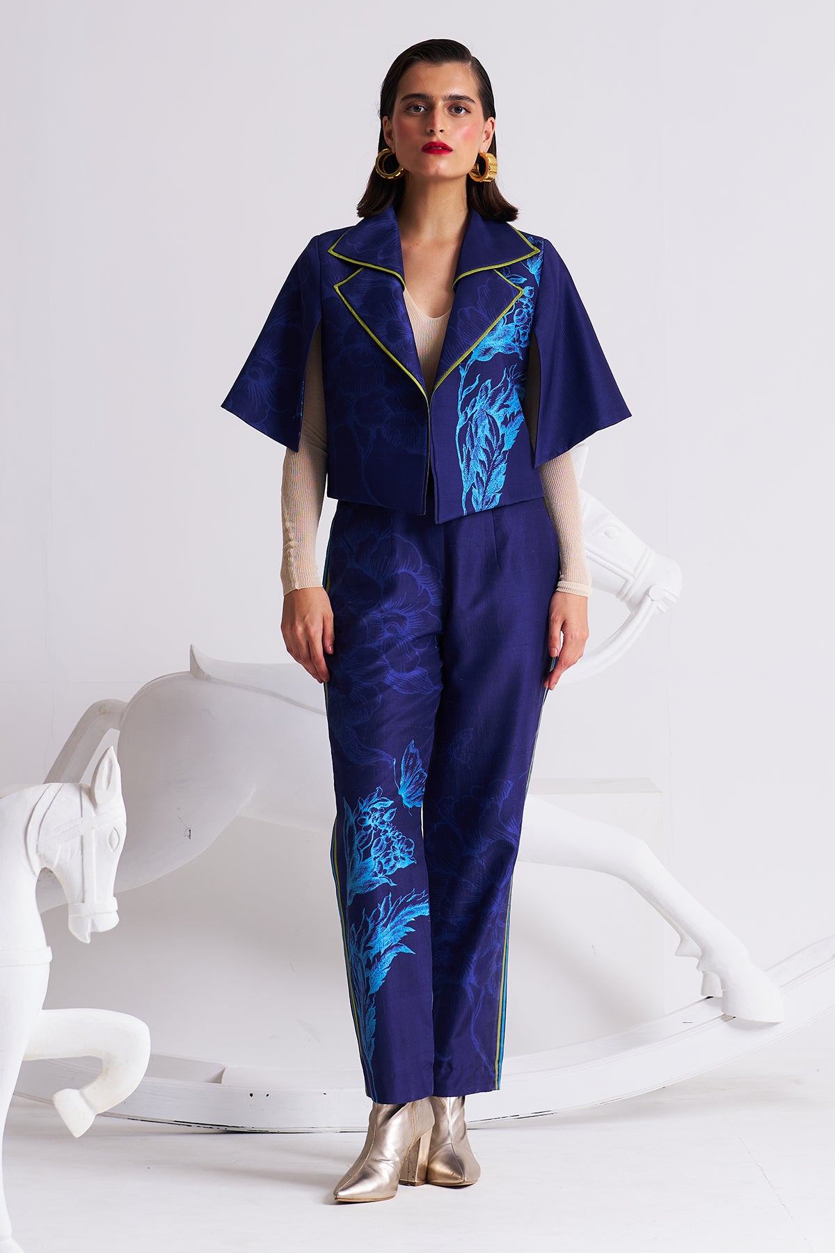 Double collar blazer