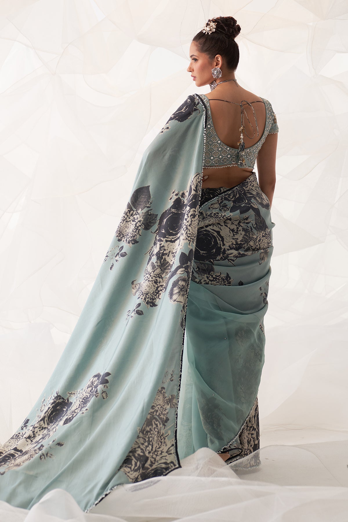 OPEN SAREE