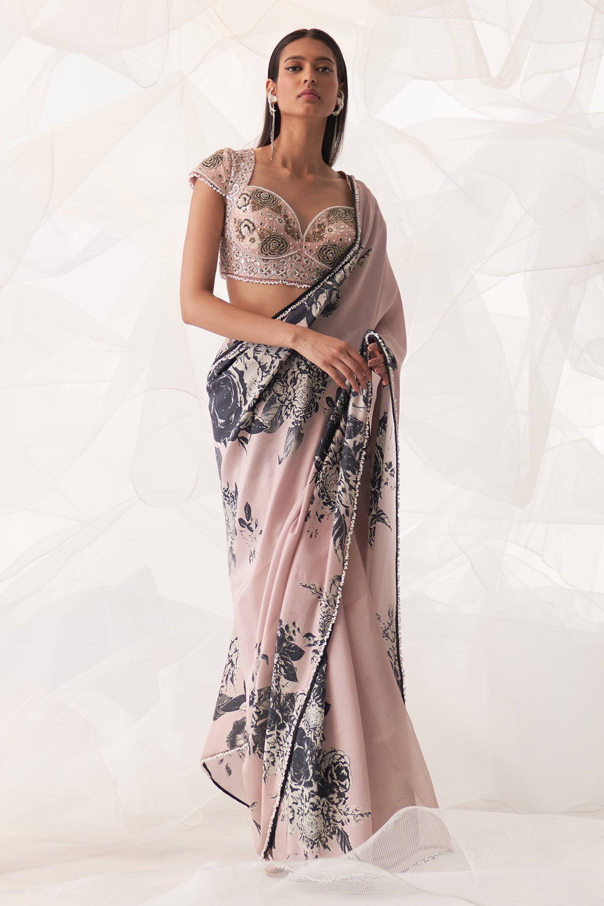 OPEN SAREE