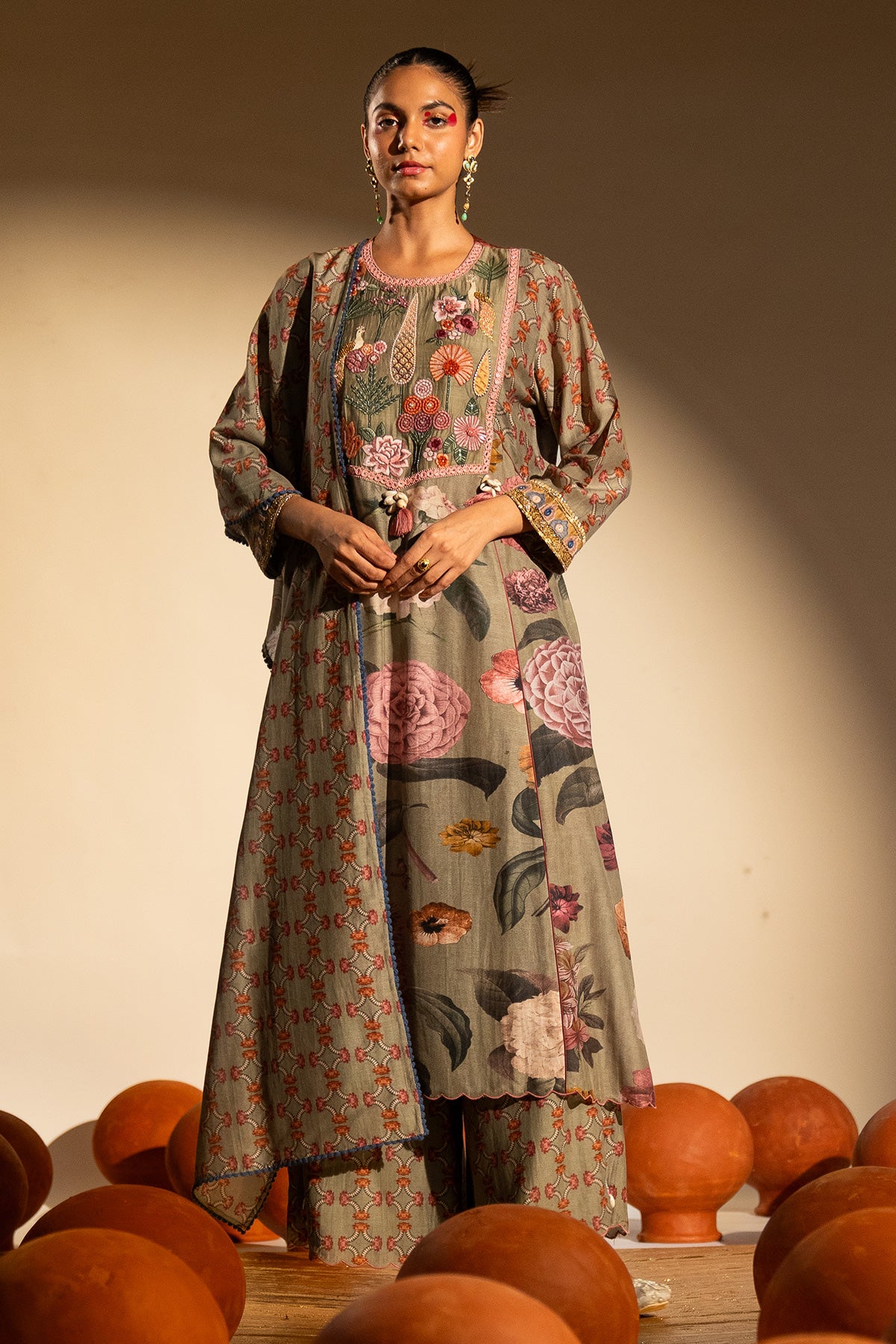 Chinar Bagh Kurta Set