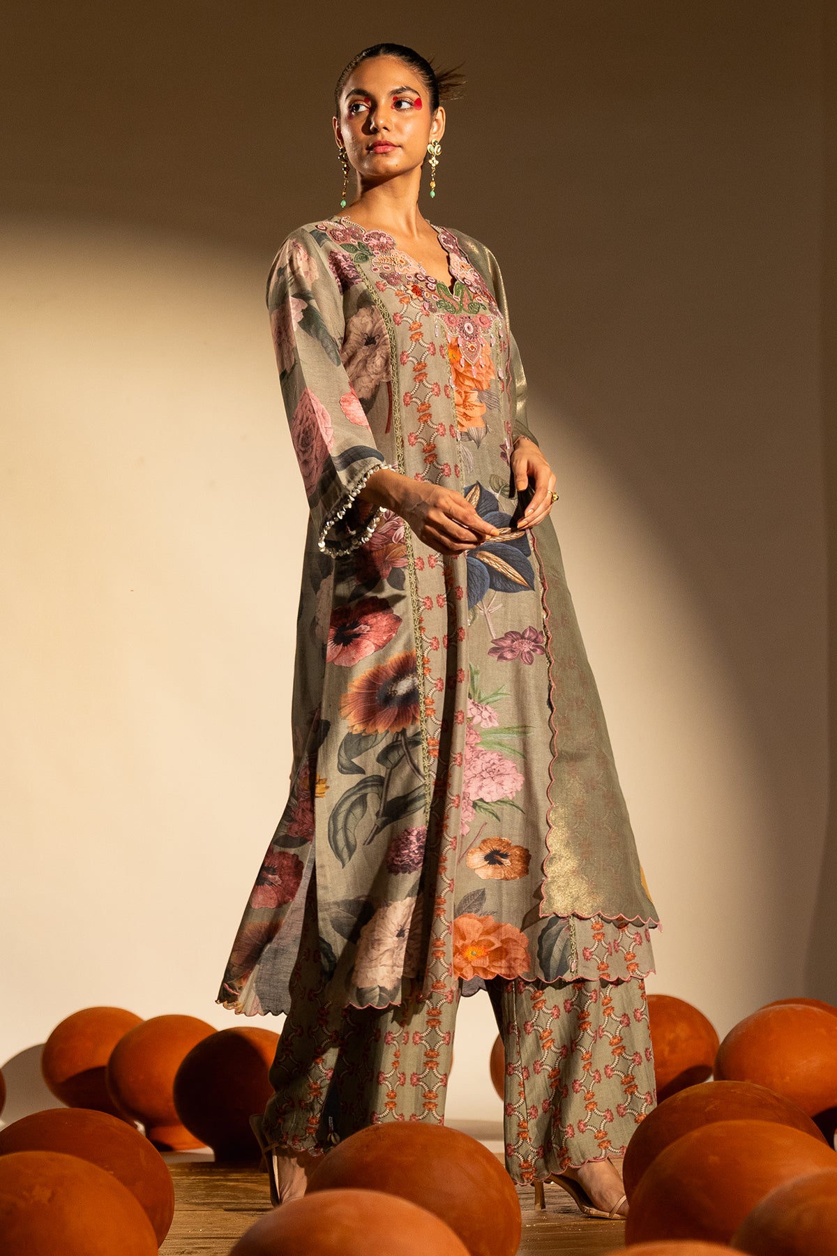 Paisley Yoke Kurta Set