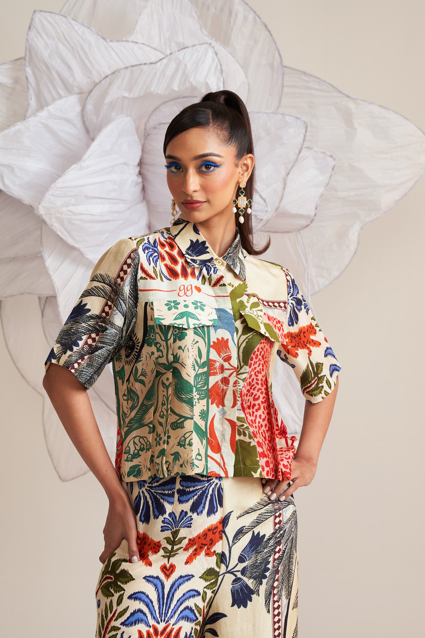 Front pleat detail shirt