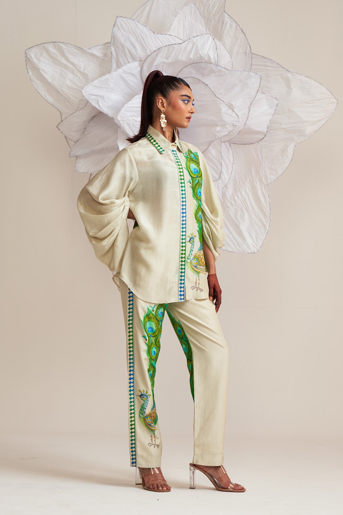 Shirt with sleeve details