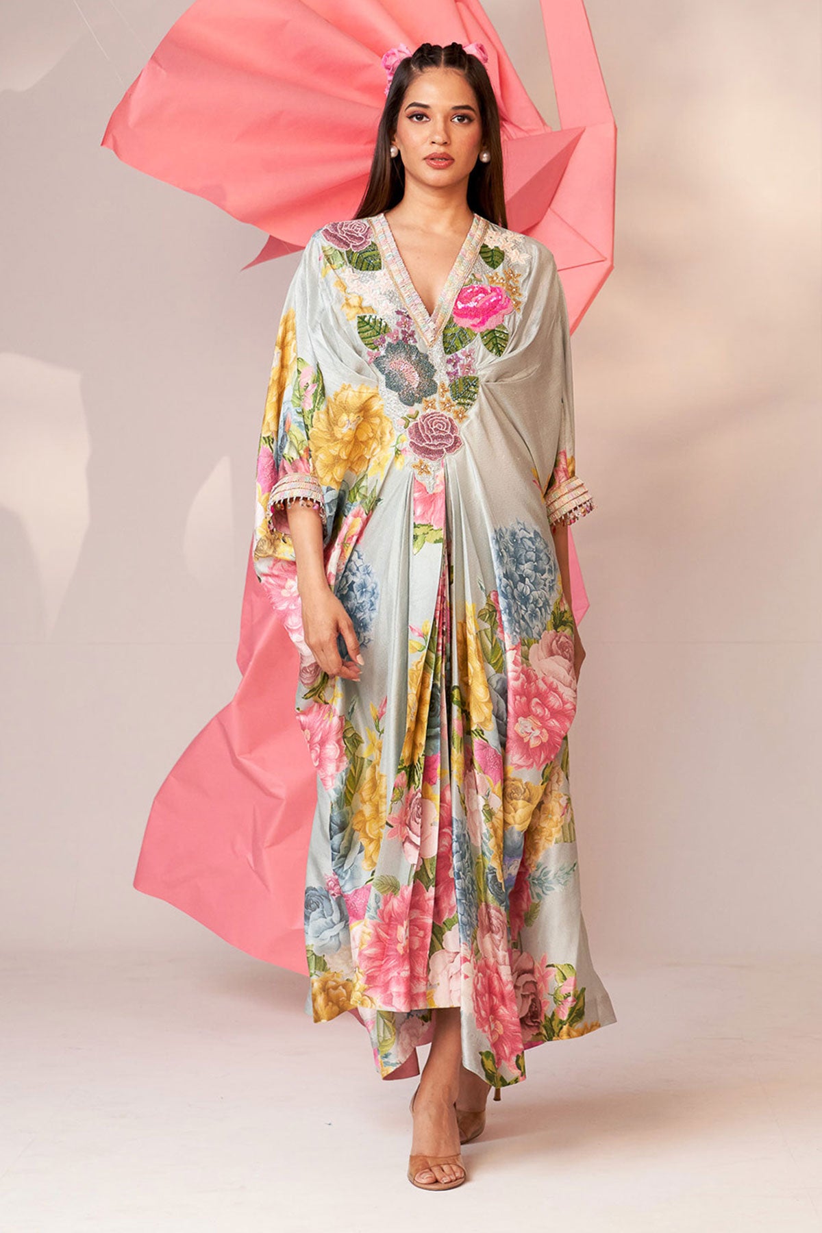 Pleated kaftan