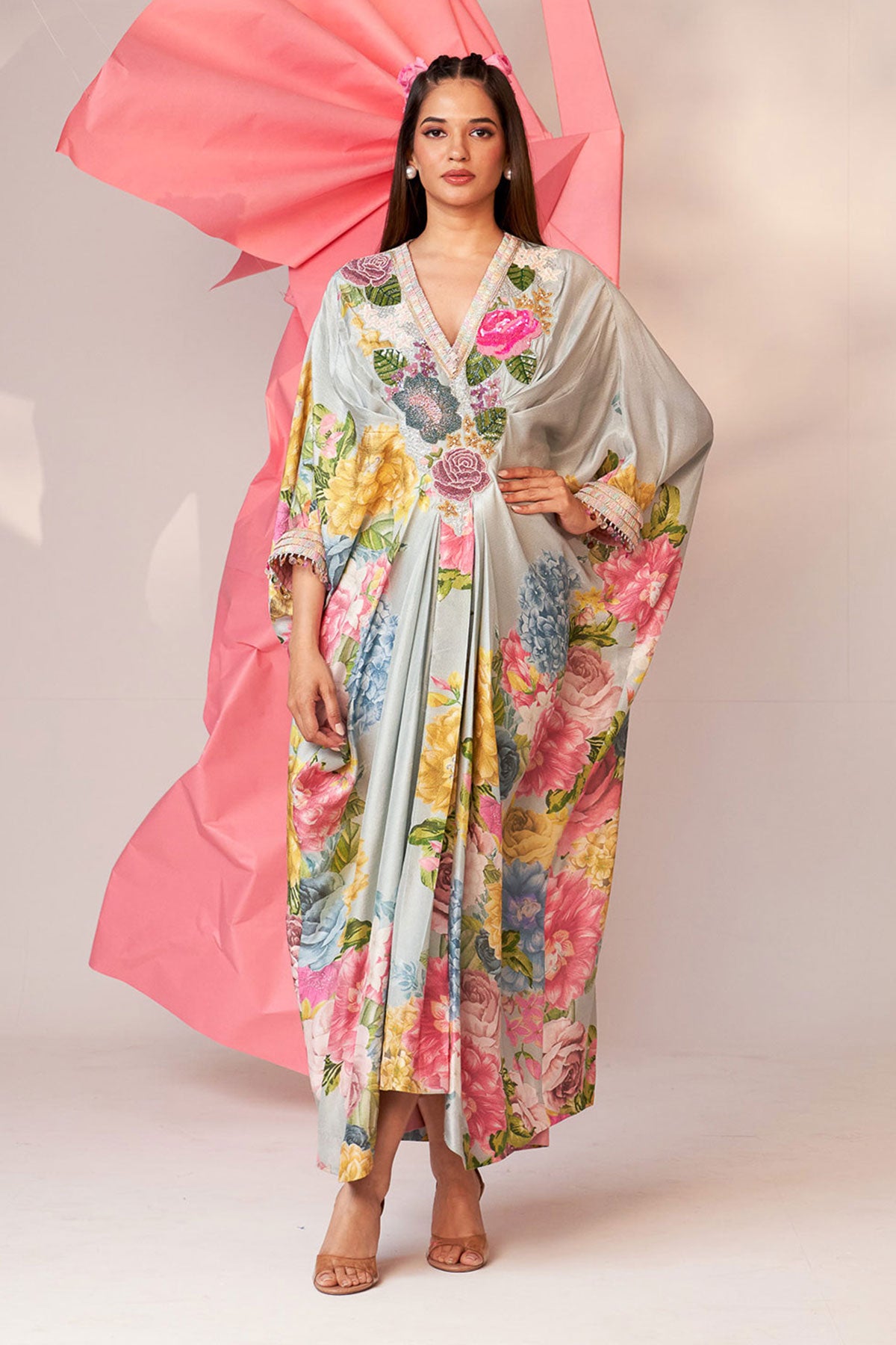 Pleated kaftan