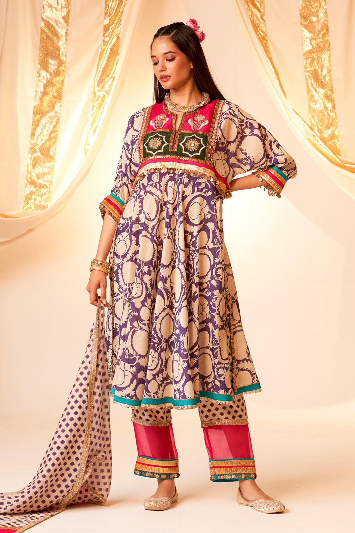 Circle York Kurta Set