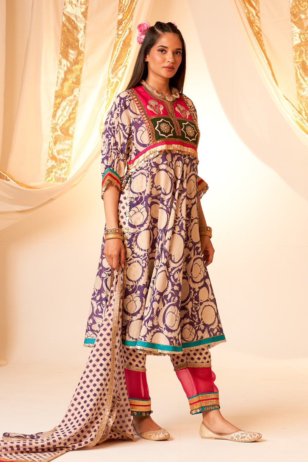 Circle York Kurta Set