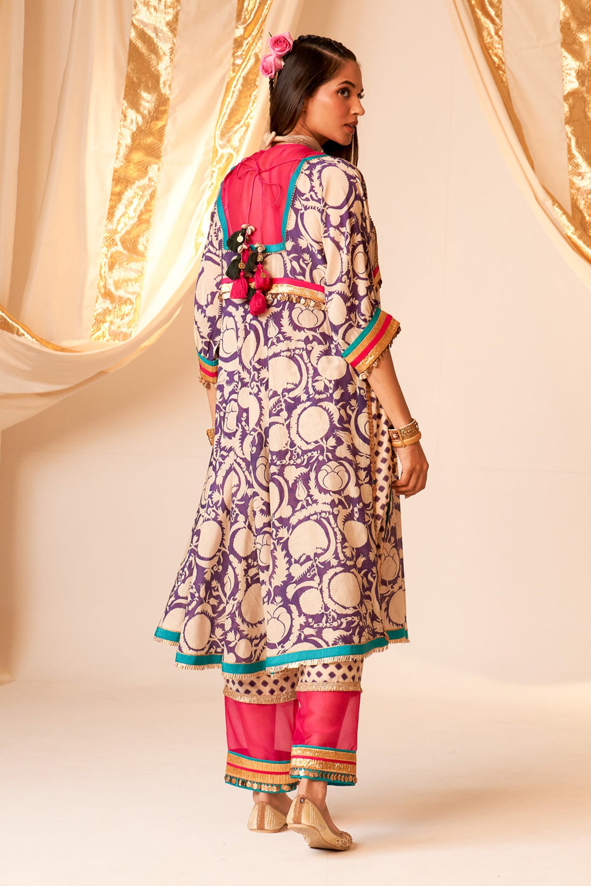 Circle York Kurta Set