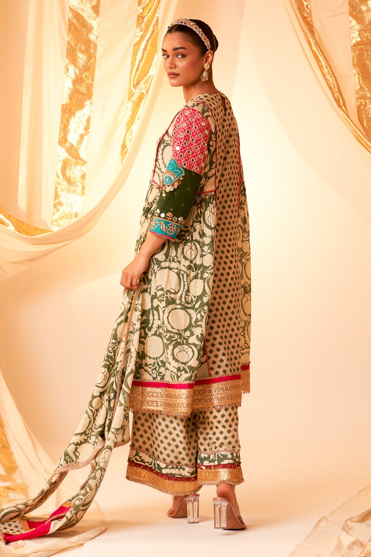 Sleeve Embellished Kurta Set