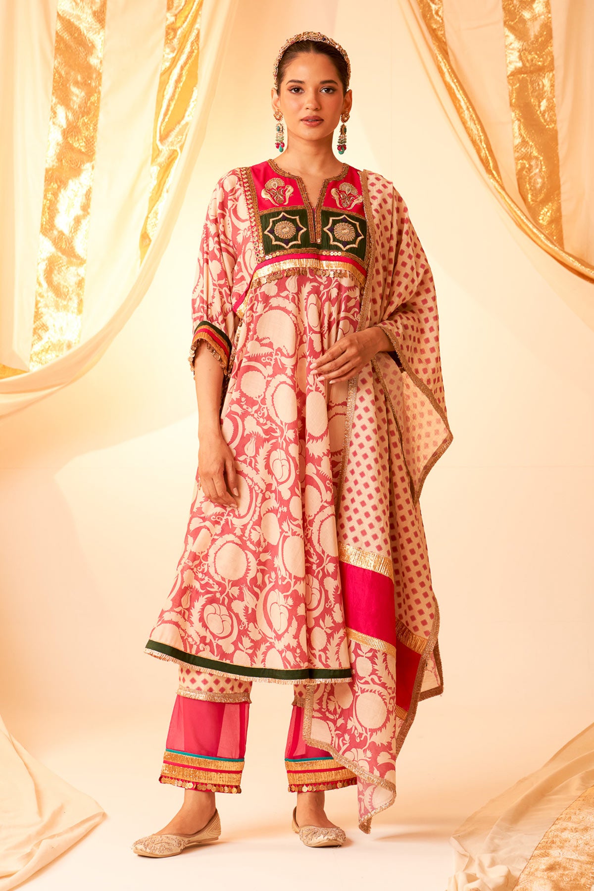 Circle York Kurta Set