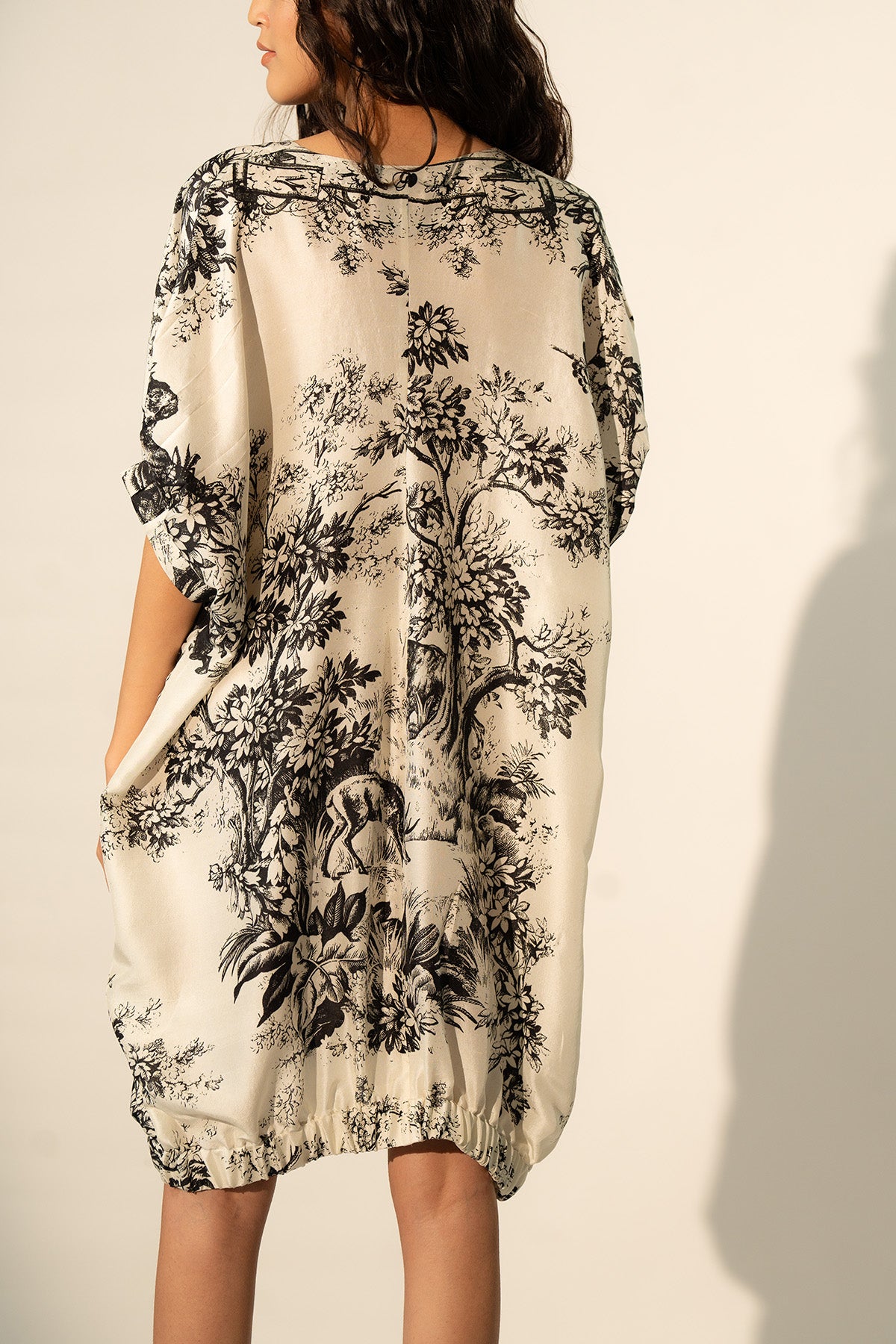 ELASTICATED HEM DRESS