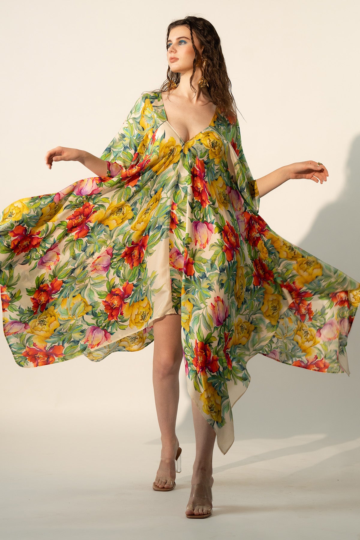 V NECK HANDKERCHIEF HEM DRESS