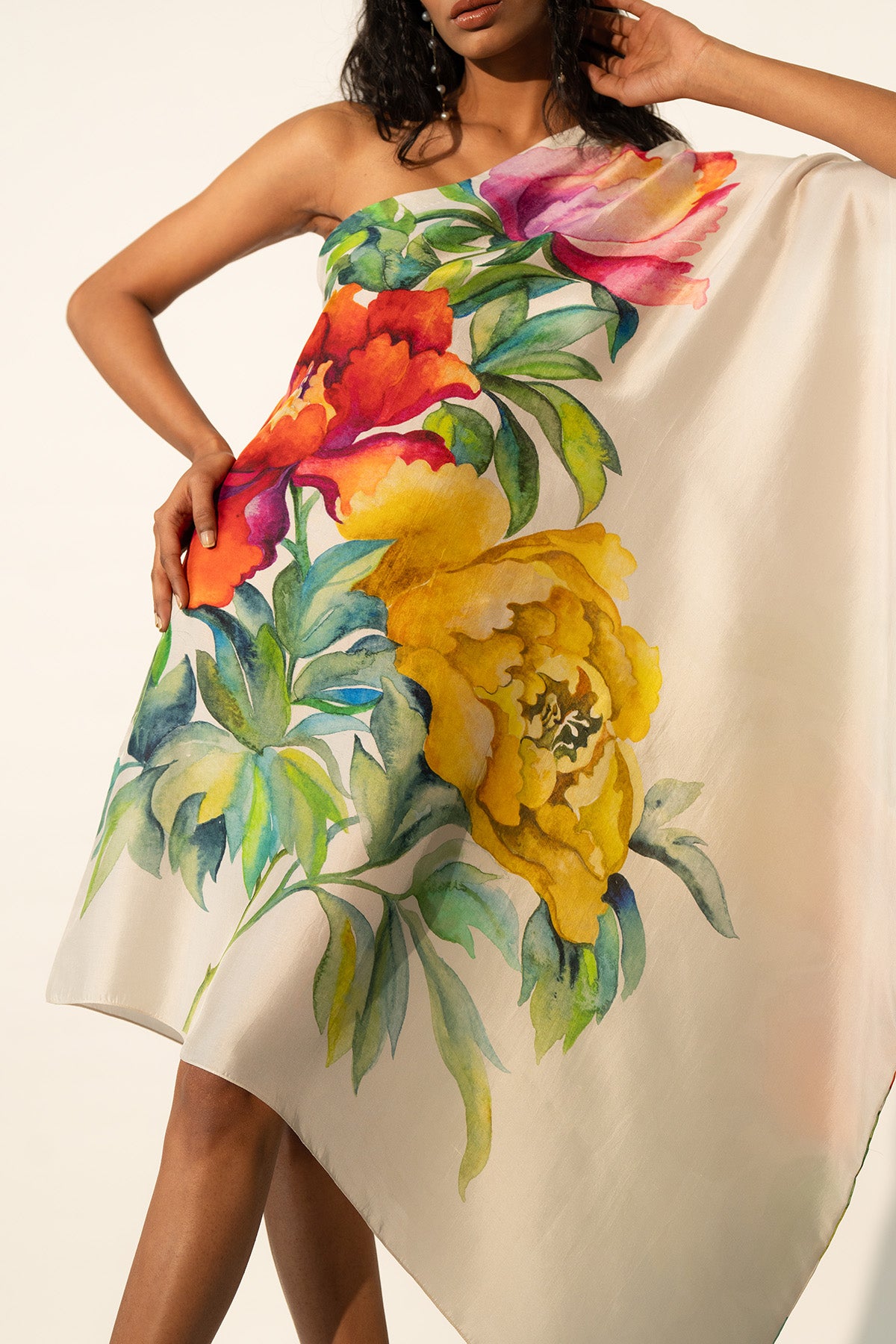 ONE SHOULDER DRESS