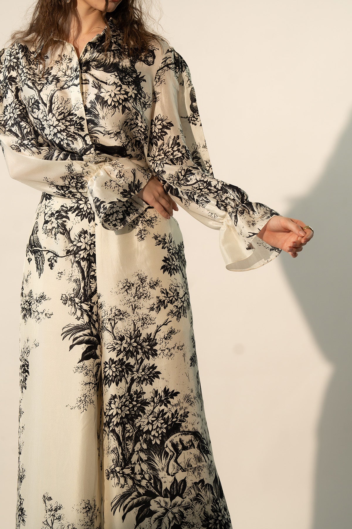 PUFF SLEEVES SHIRT