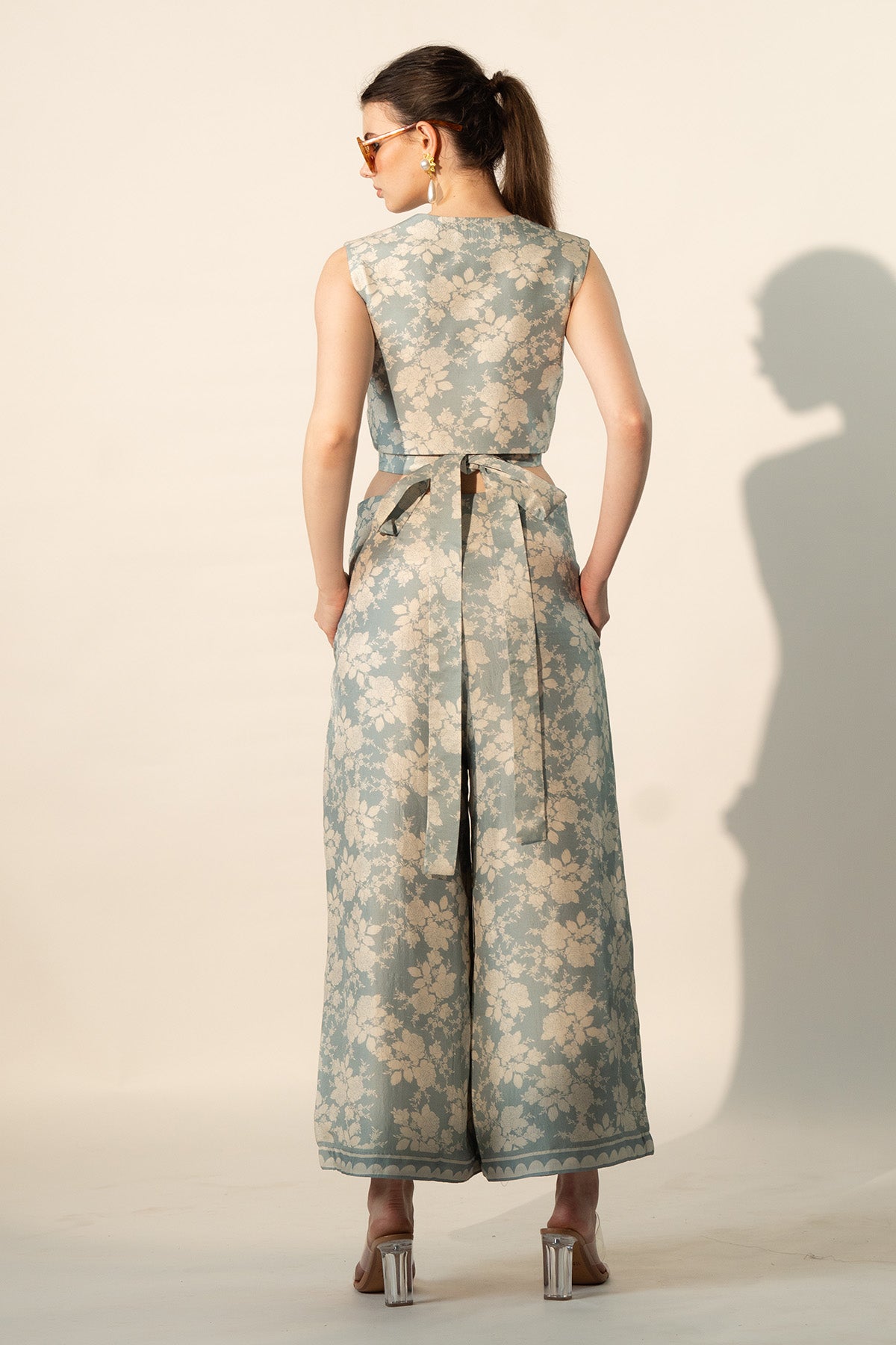 FRONT PLEATED PANTS