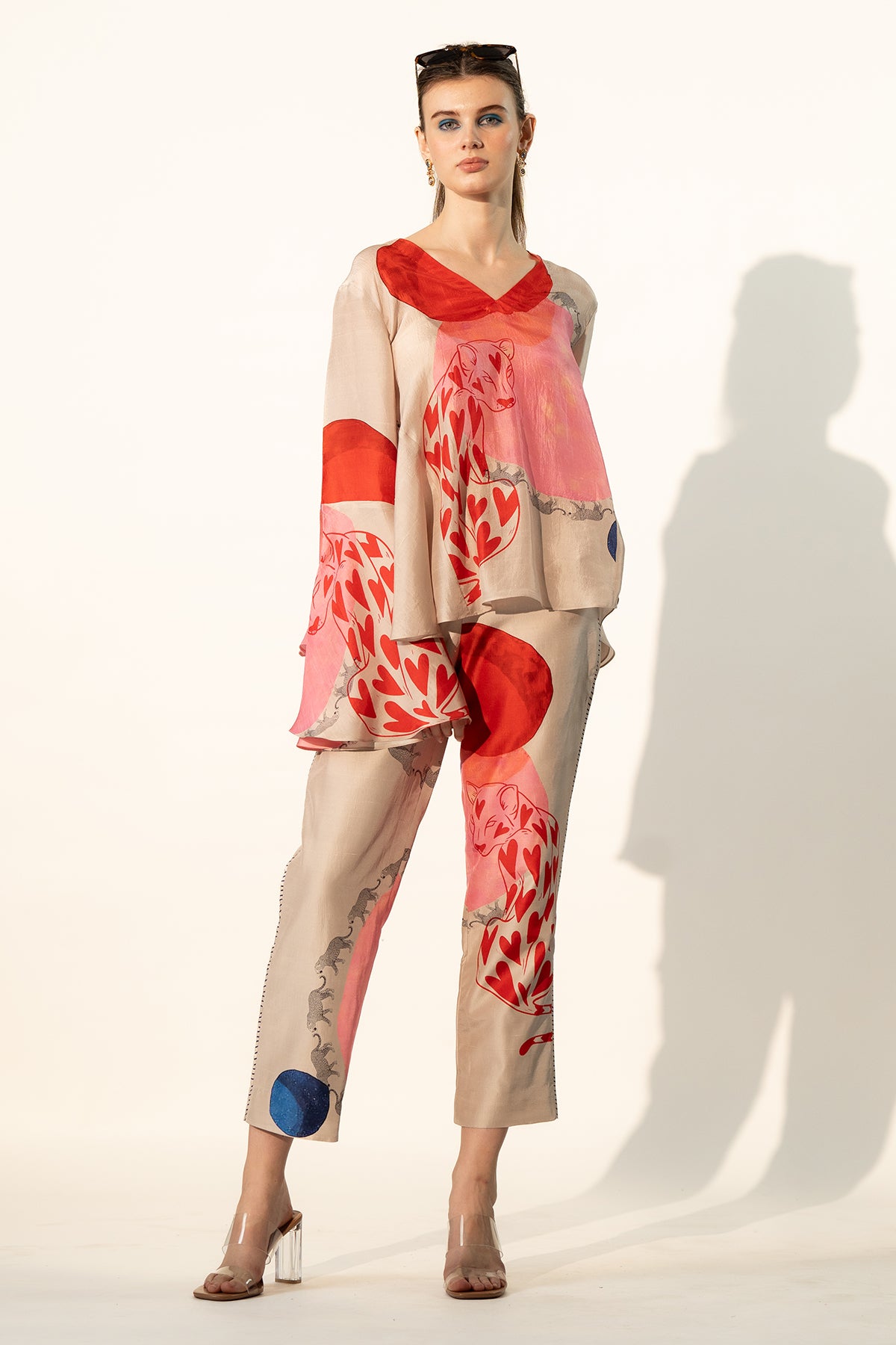 V NECK BELL SLEEVE TOP