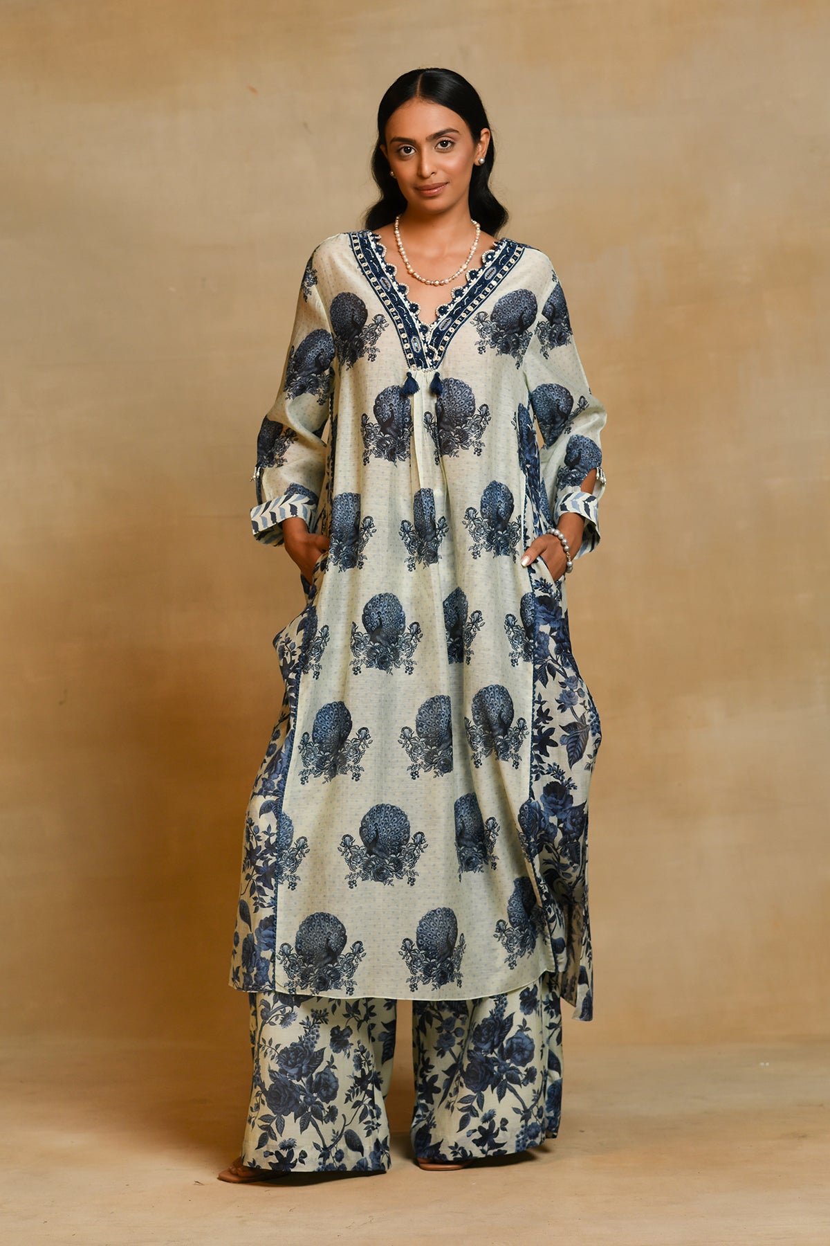 Chandni Blue Scallop Border Panelled Kurta Set