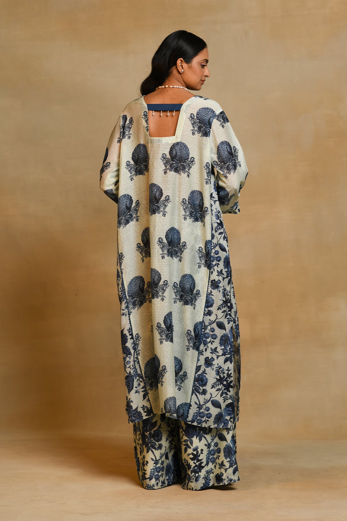Chandni Blue Scallop Border Panelled Kurta Set