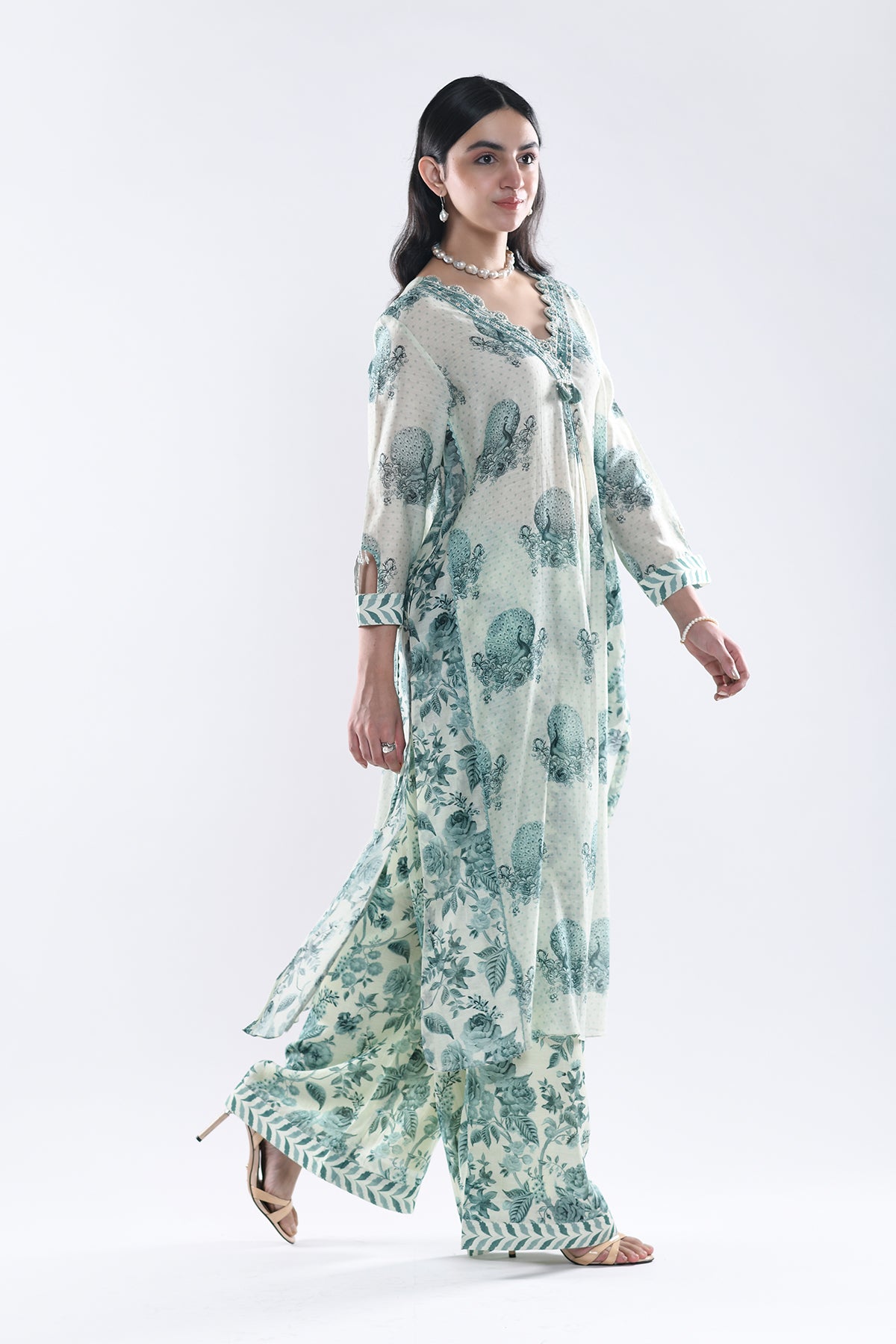 Chandni Sage Green Scallop Border Panelled Kurta Set