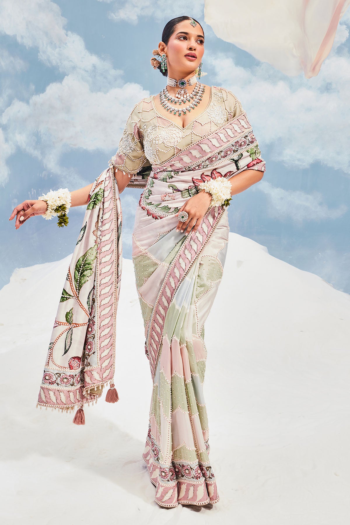 WANDERING PARROT COLOR BLOCK SAREE