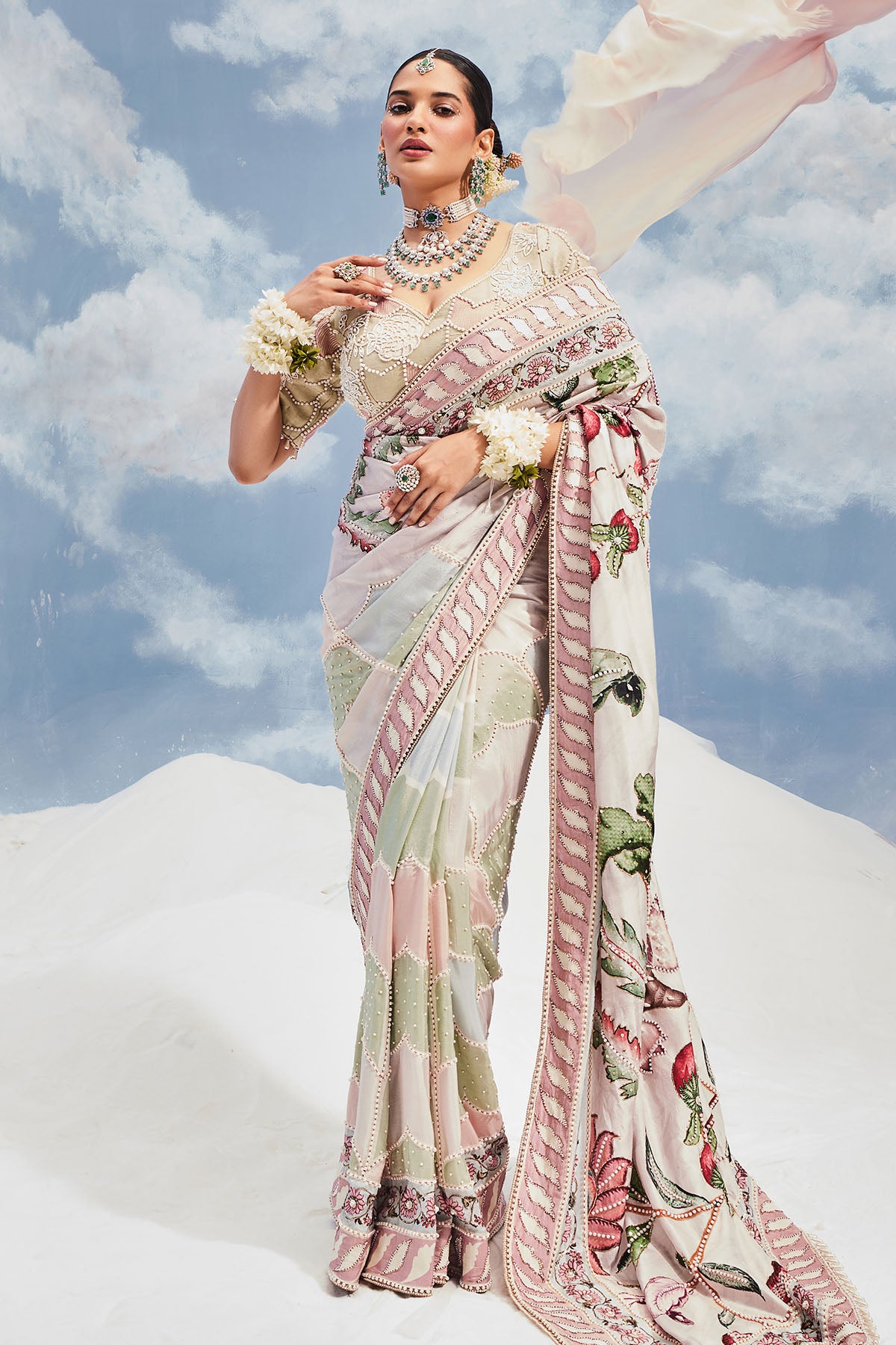 WANDERING PARROT COLOR BLOCK SAREE