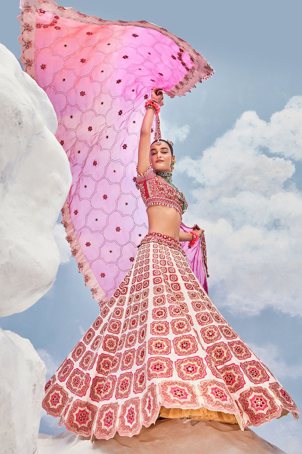 BOLD GRID LEHENGA